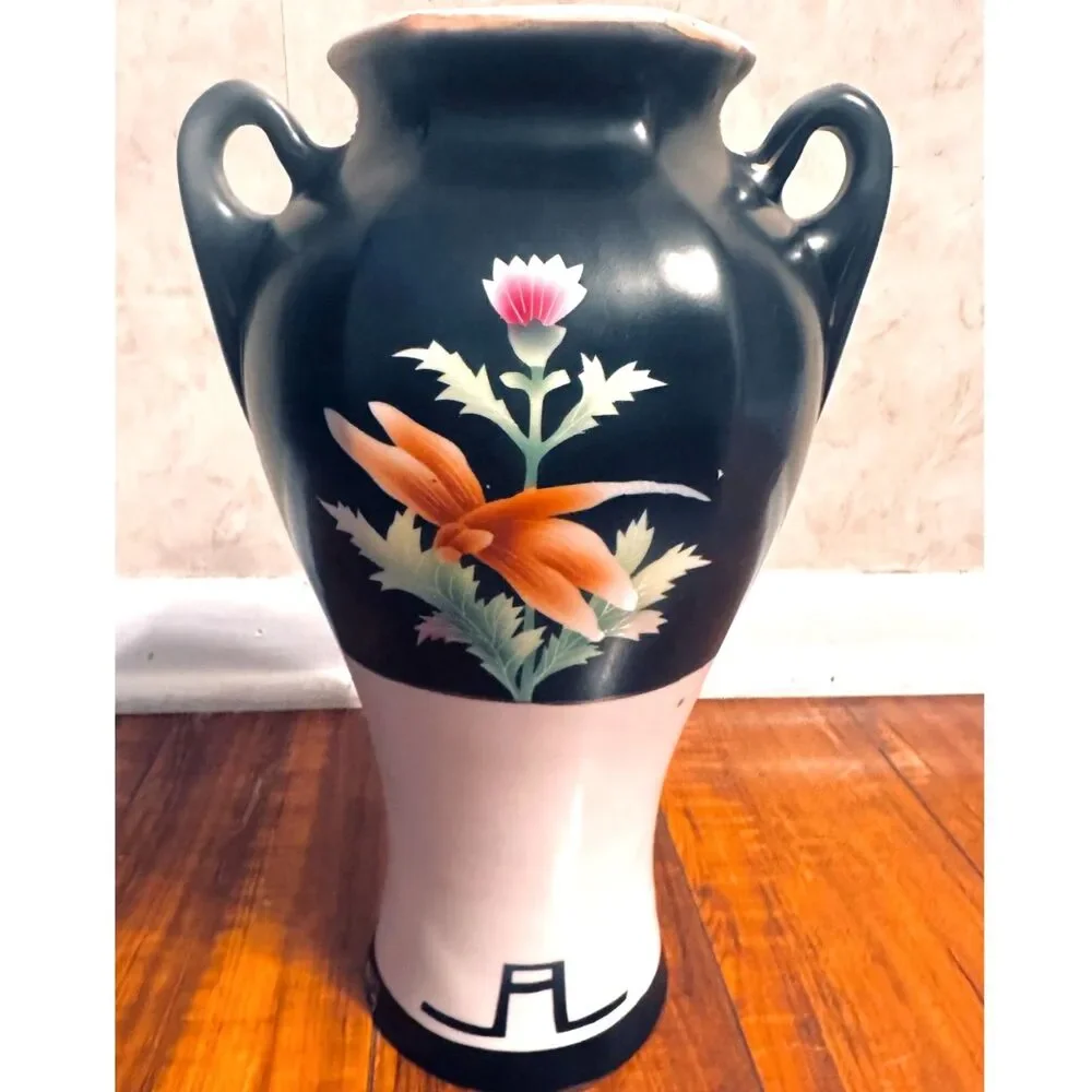 Vintage Japan Royal Nishiki Nipon Satsuma Style Hand Painted Floral Ceramic Vase